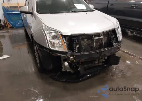 2010 Cadillac Srx Luxury Collection z USA, uszkodzony, nr VIN 3GYFNDEY7AS606014